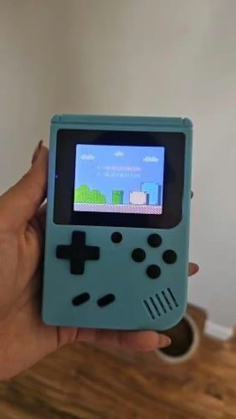 Customer photo review of Retro Spielekonsole Handheld | 400 Spiele integriert