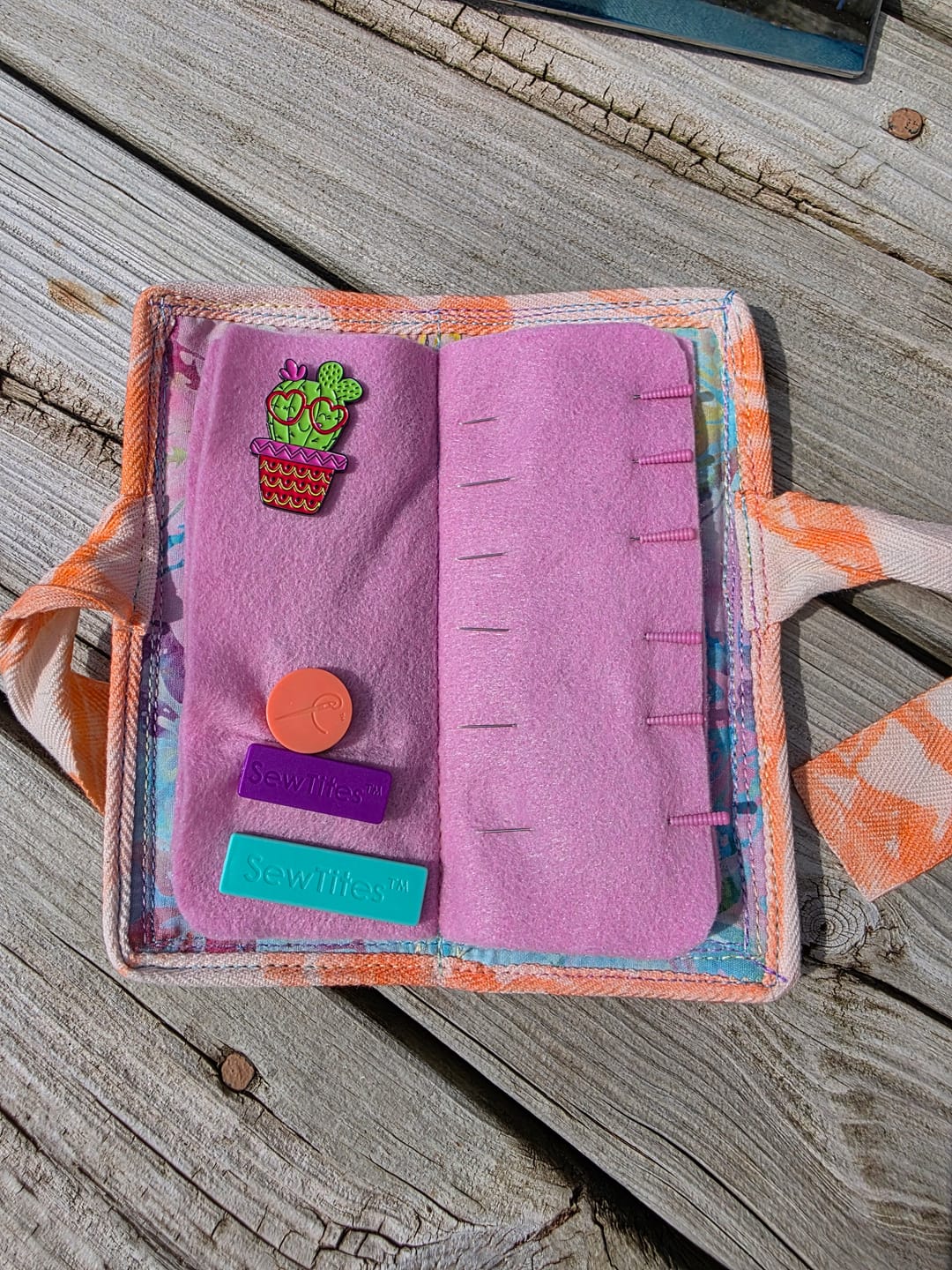 Customer photo review of Hold Tite Folio - Hardware Kit