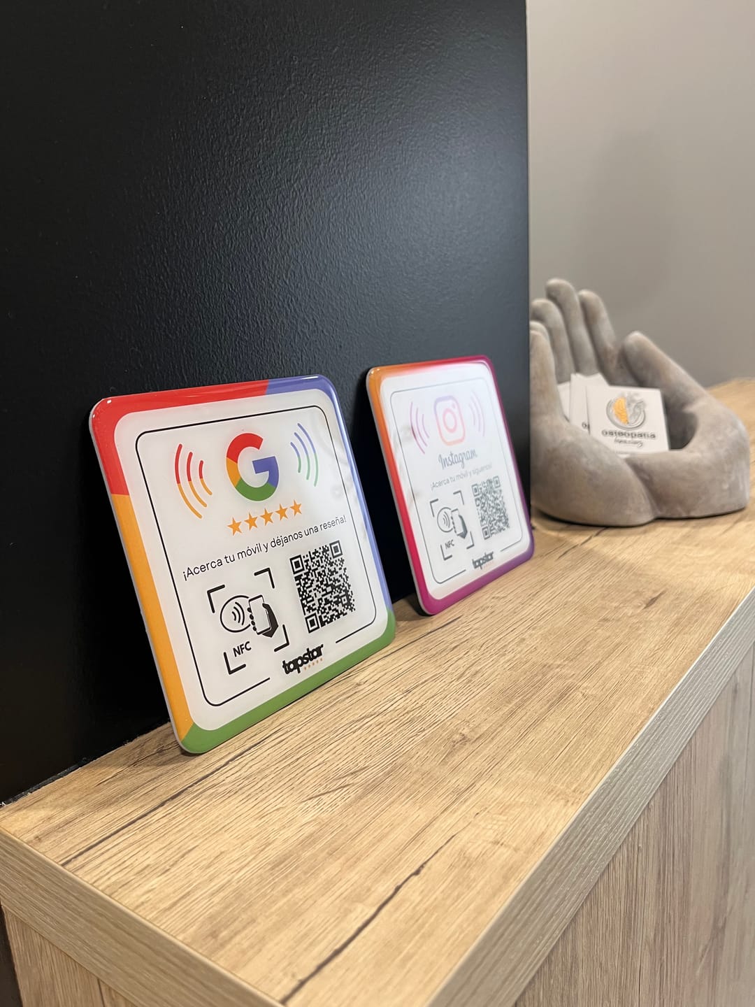 Customer photo review of Placa Reseñas de Google