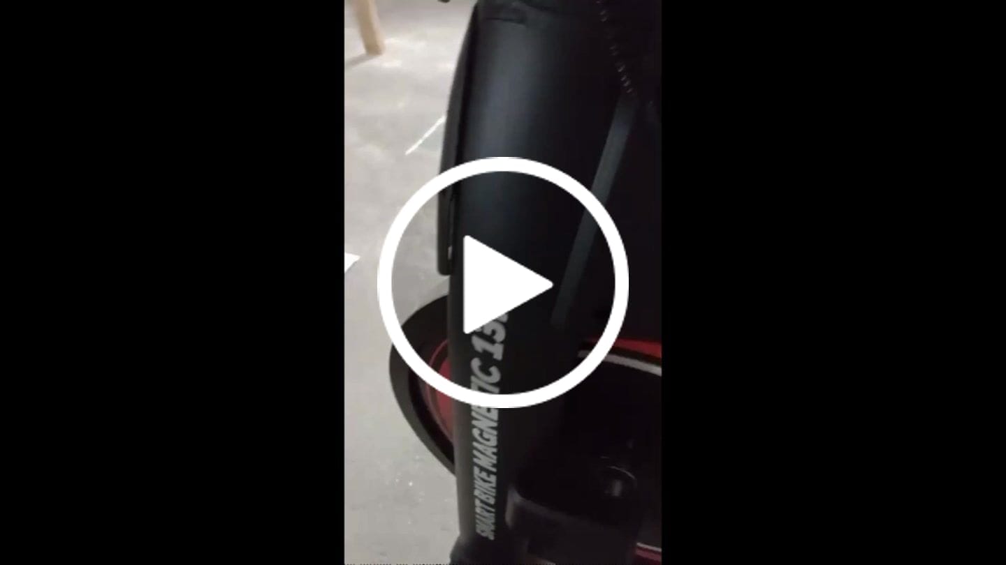 Customer video review of Bicicleta Ergométrica Smart Magnetic 13K | Disco 13KG | Resistência Magnética potente | Banco Ultra Soft