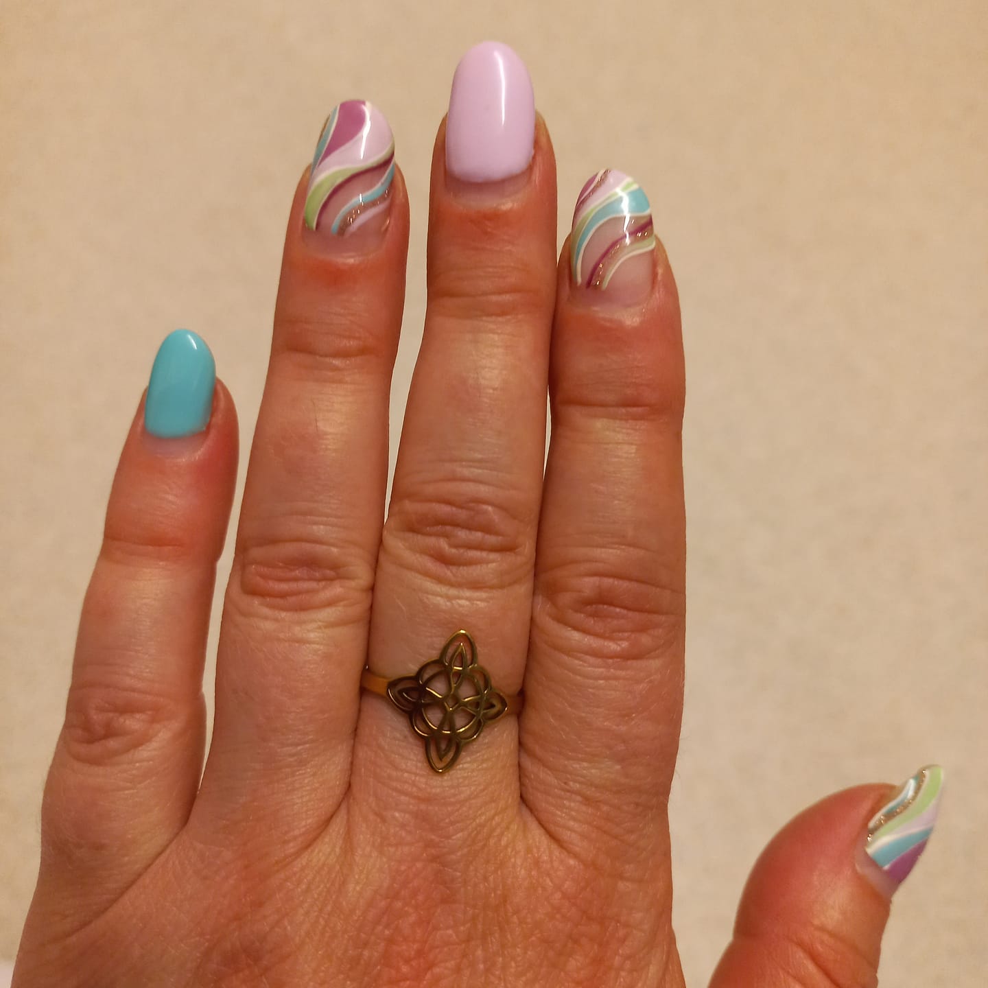 Customer photo review of Bague Ajustable "Protection Éternelle" - Noeud de Sorcière
