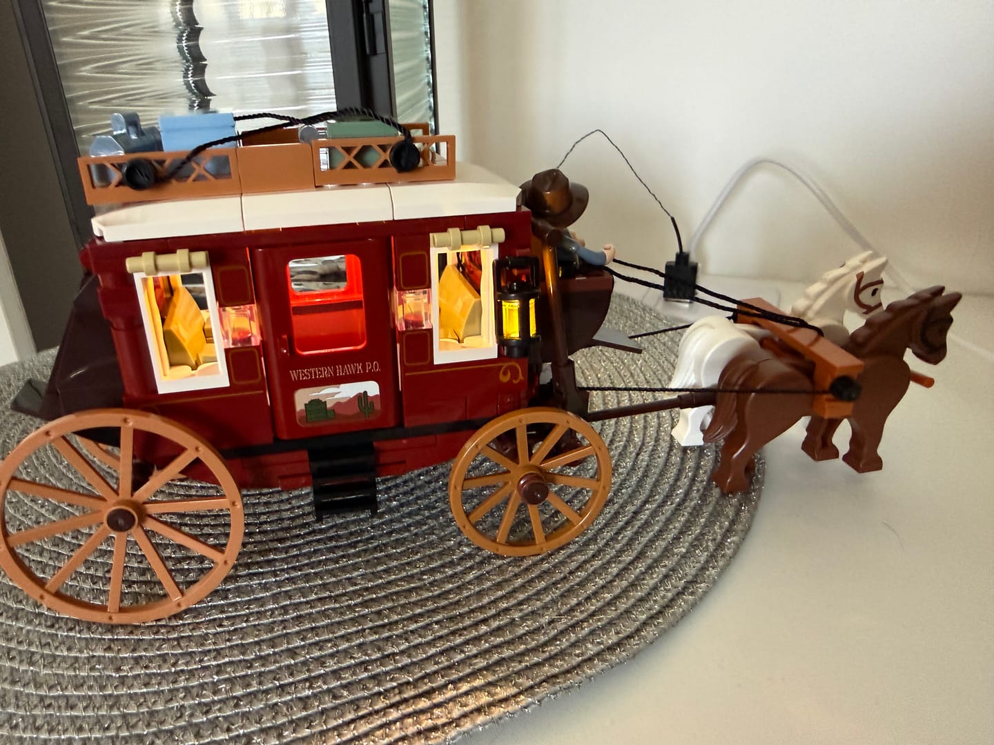 Customer photo review of Western Stagecoach By Lumibricks