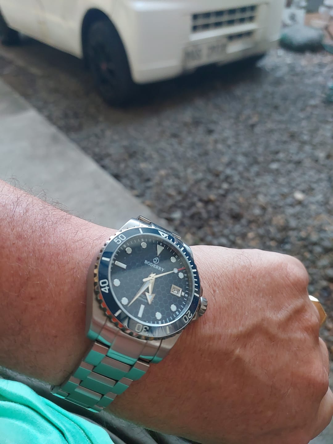 Customer photo review of SEATURTLE.OCEAN(TITANIUM) - Automatic Titanium Diver Watch | Sea Blue/Ti-bracelet