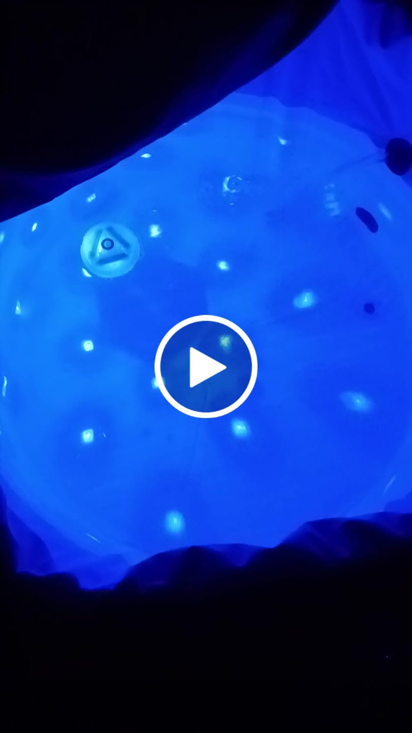 Customer video review of Floating LED light