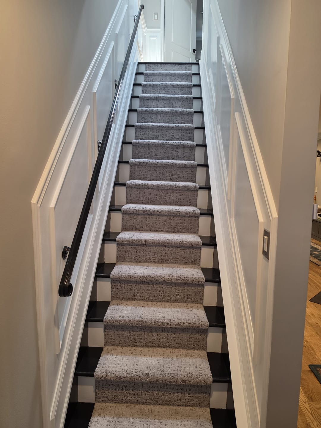 Customer photo review of Exquisite Portrait Arctic Staircase Runner