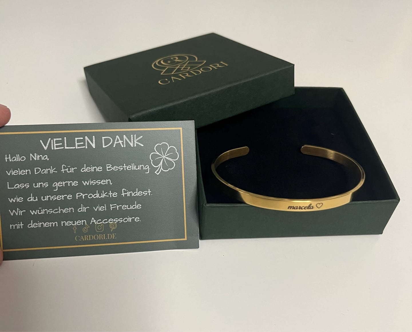 Customer photo review of Personalisierter Armreif mit Gravur