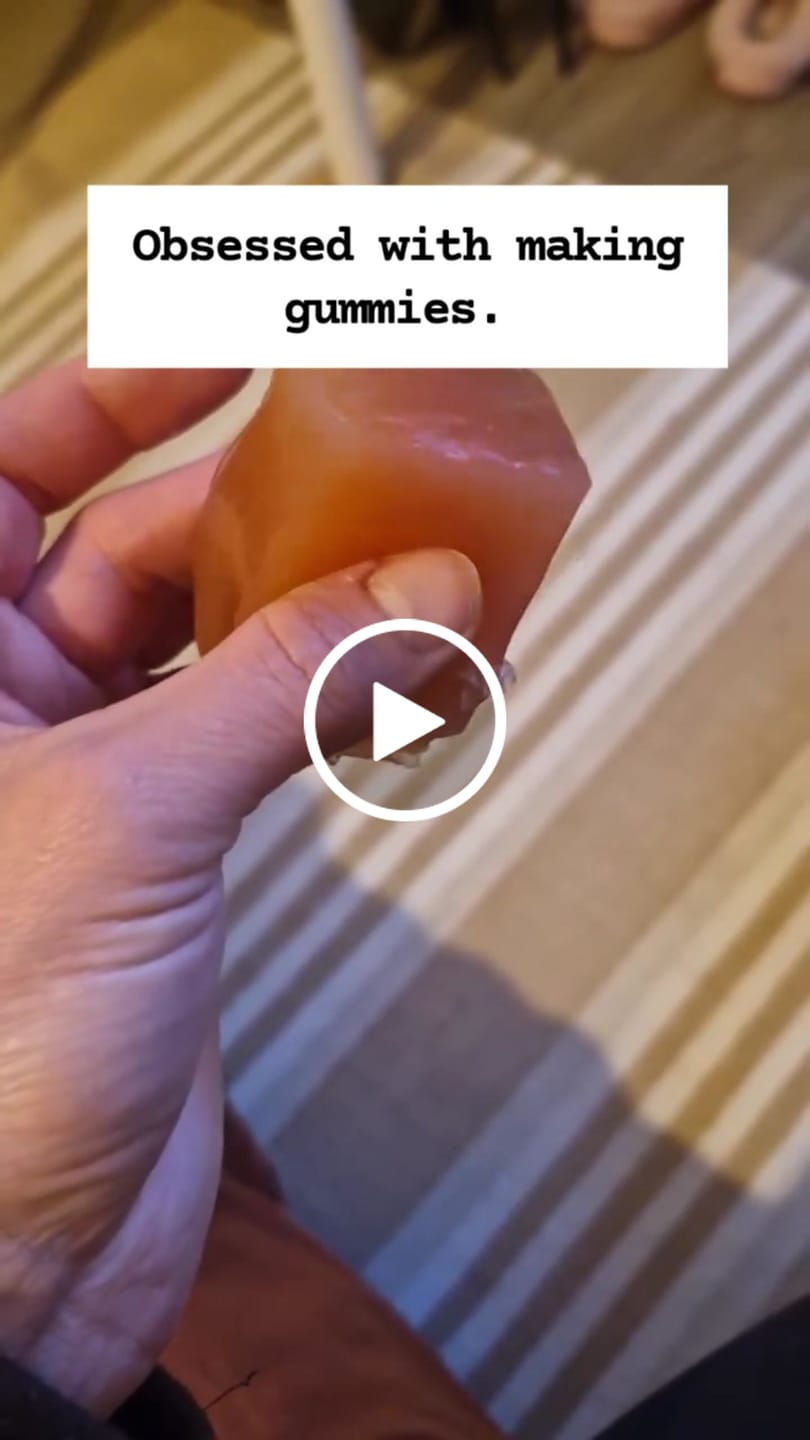 Customer video review of Solara Bovine Gelatine