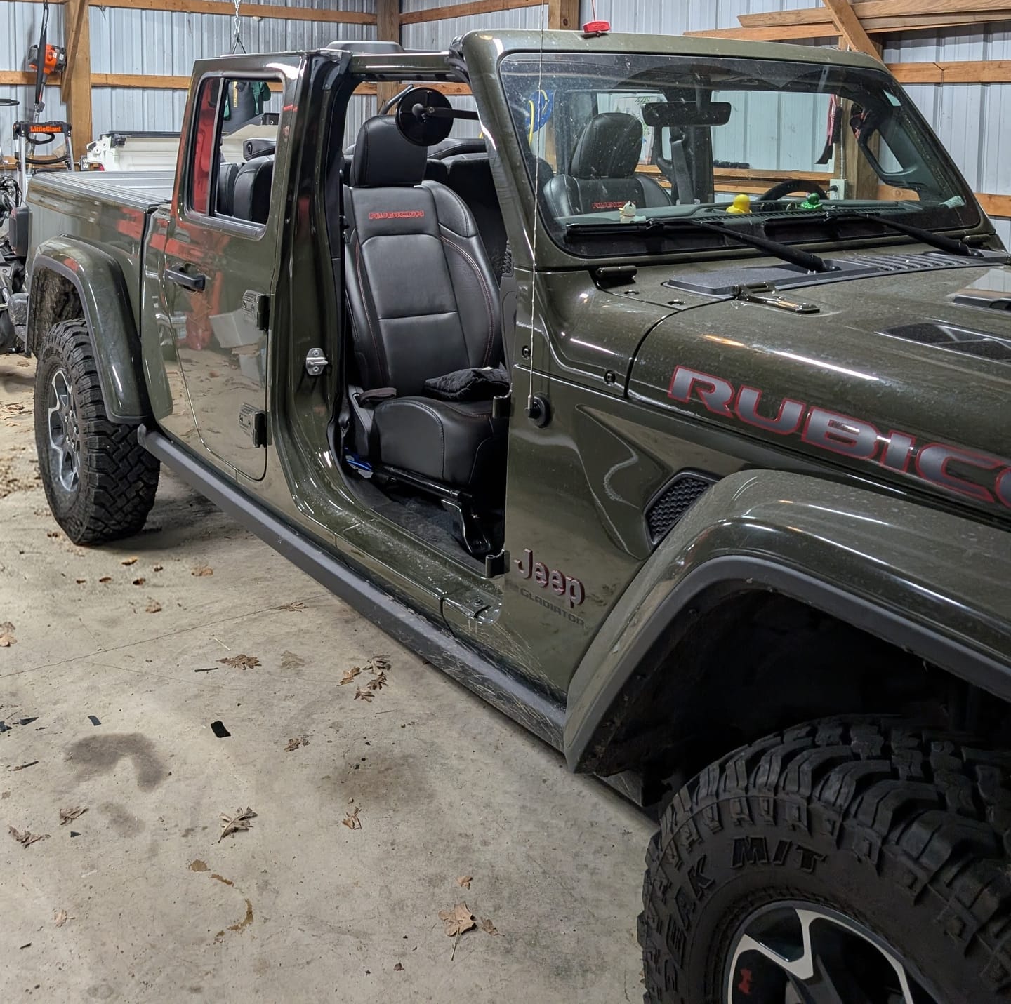 Customer photo review of A-PILLAR SIDE MIRRORS Set FOR 2018 - 2023 JEEP WRANGLER JL & GLADIATOR - CMM OFFROAD