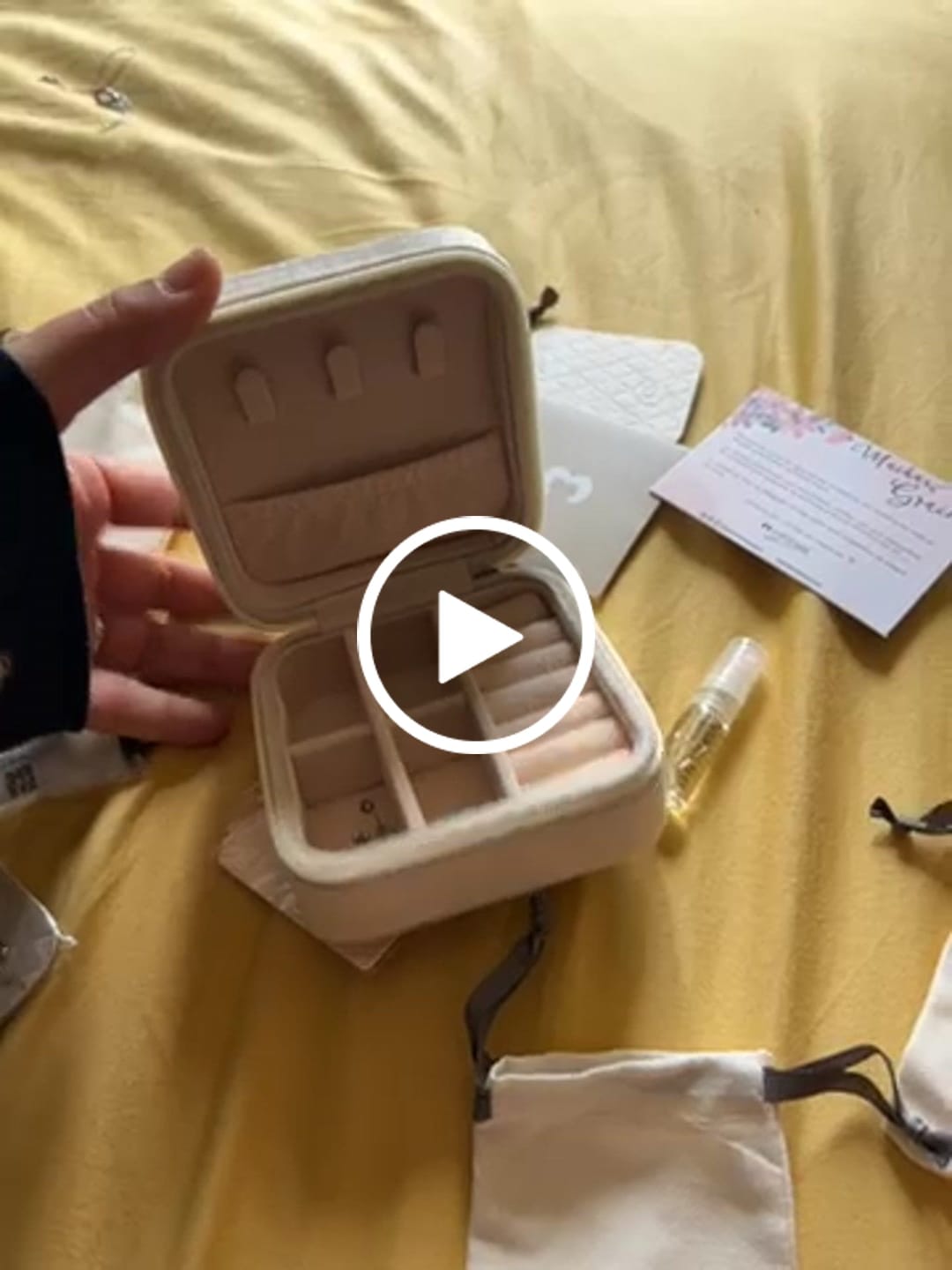 Customer video review of JOYERO GRATIS