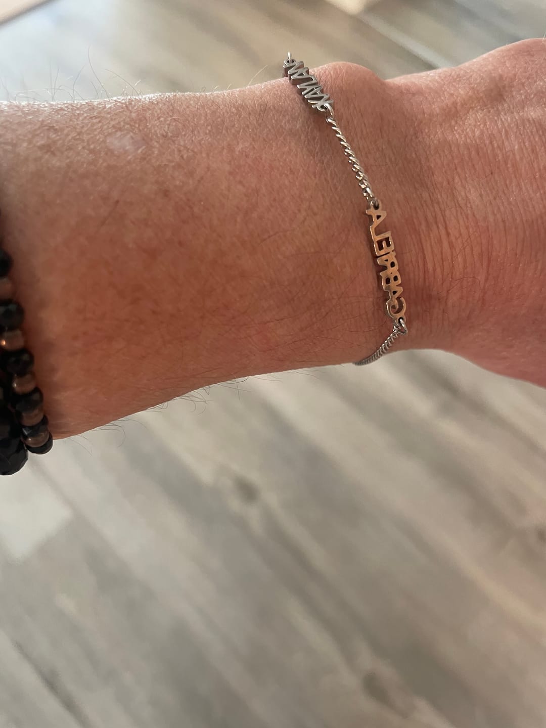 Customer photo review of Bracelet personnalisé avec nom