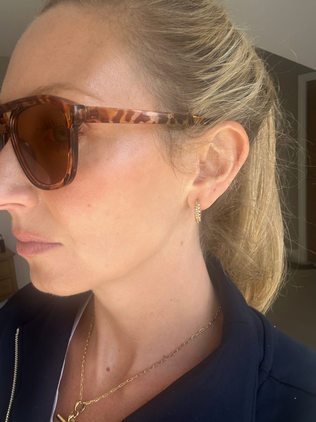 Customer photo review of Crested Huggies