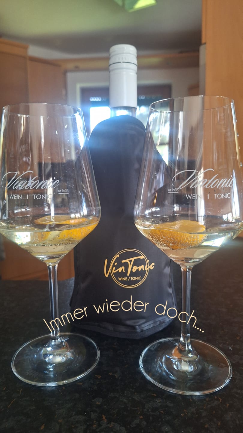 Customer photo review of VinTonic Classic | 6 x 0,75 L