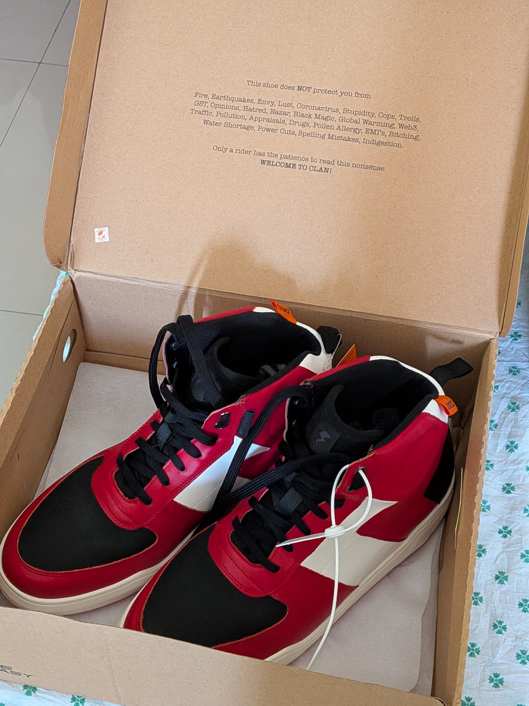 Customer photo review of Clan Stealth D3O (White Red - Limited Edition)