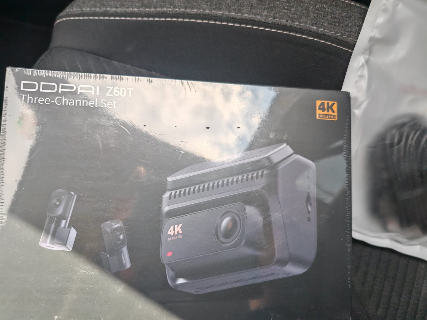 Customer photo review of Z60T 4K+2K+1K Dash Cam
