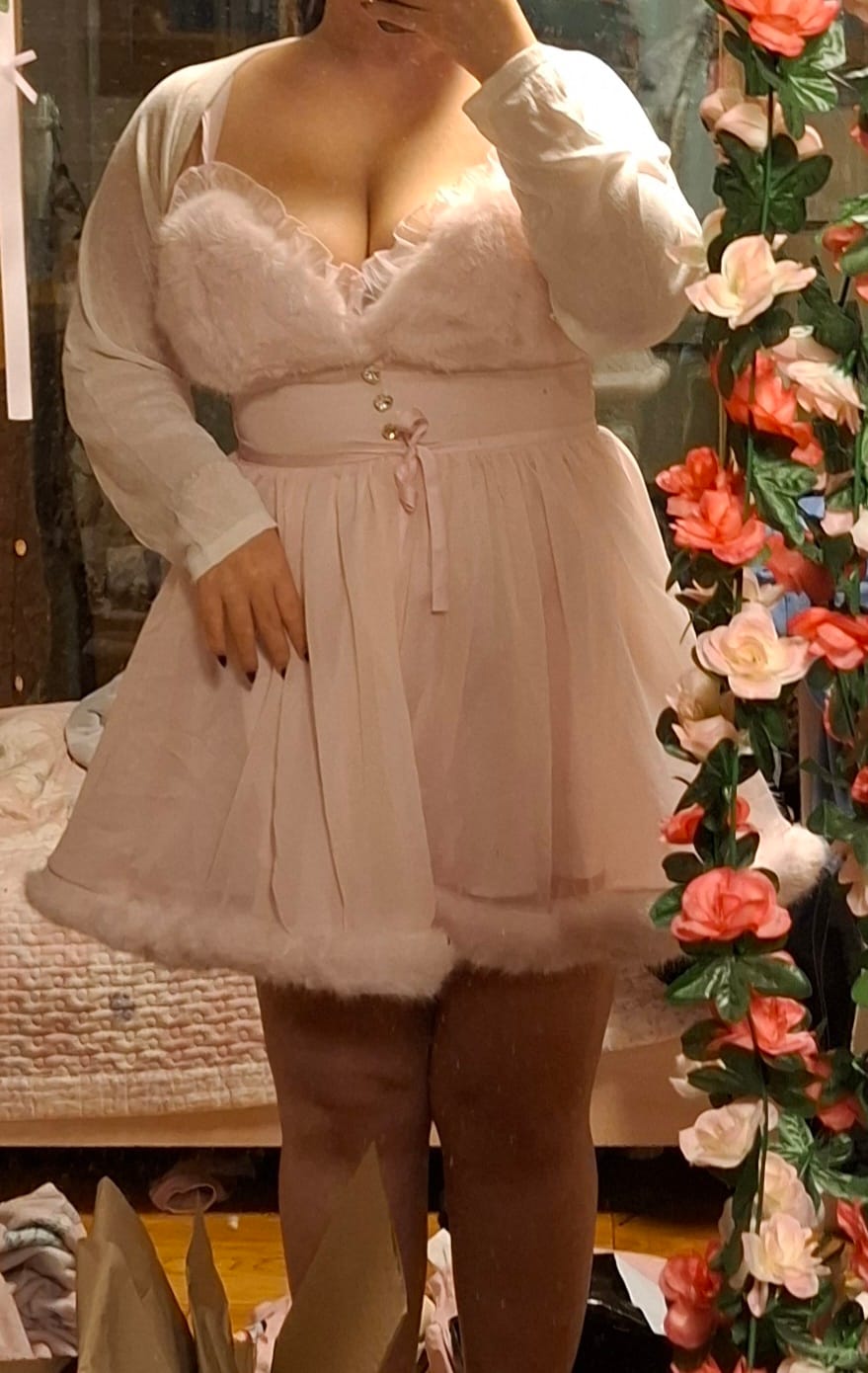 Customer photo review of Rosé Princess Fur Chiffon Babydoll Dress