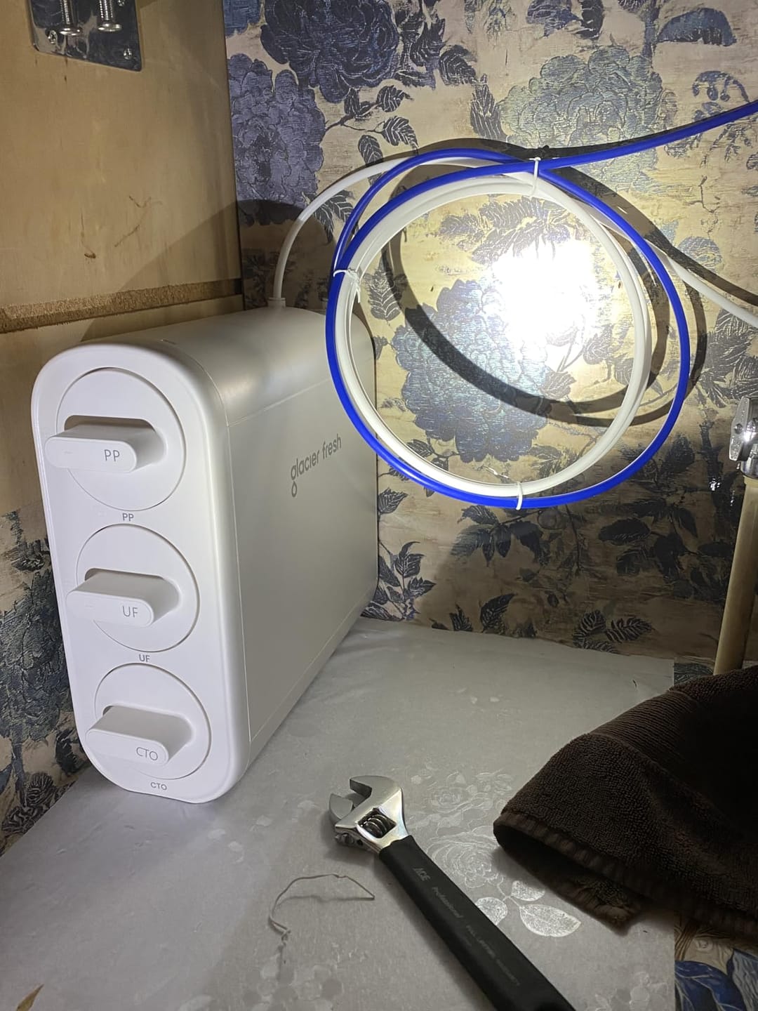Customer photo review of Ultra Filtration Under Sink Water Filter System GlacierFresh U06 | 3 Stage Water Filter System