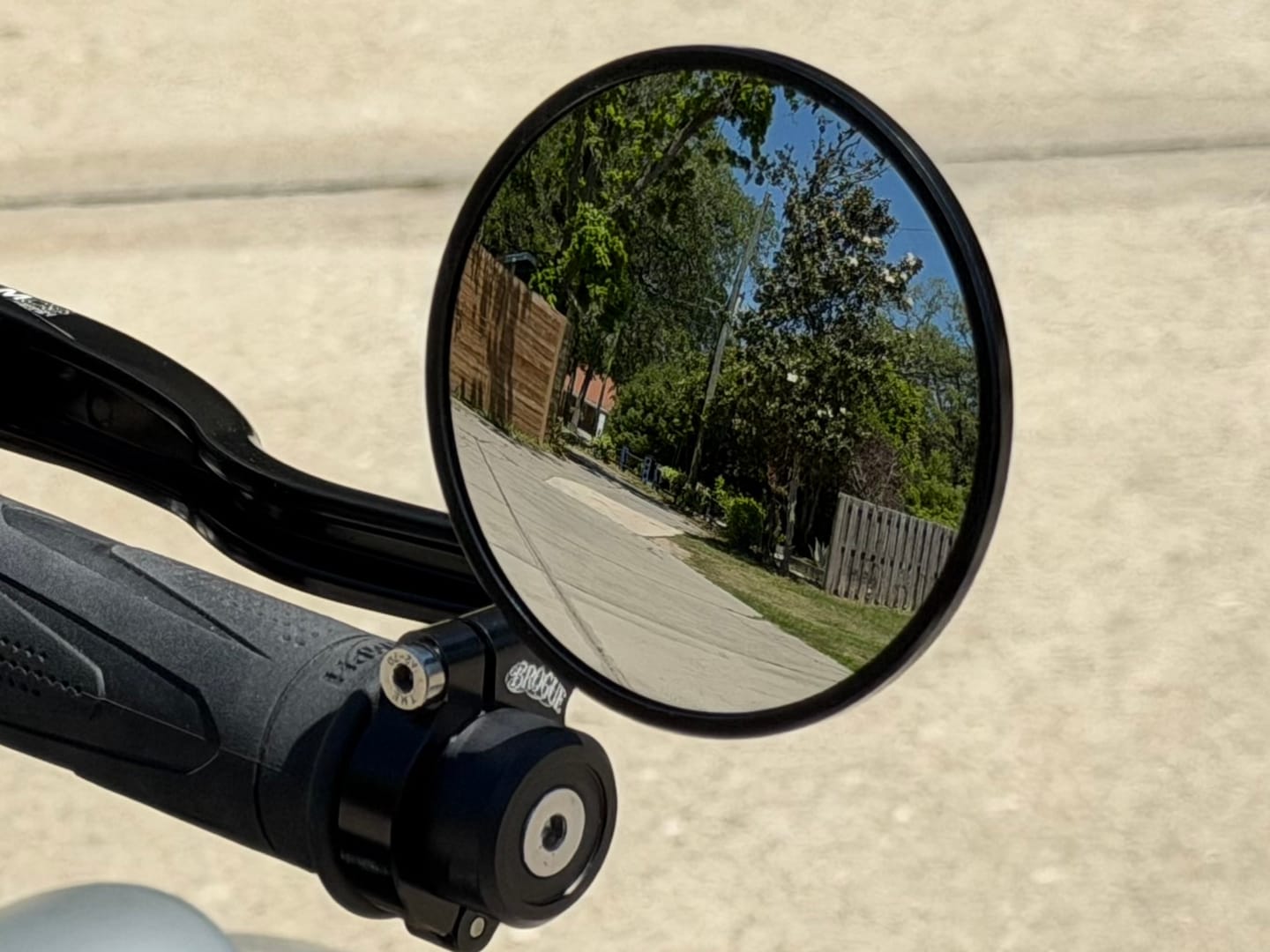 Customer photo review of Triumph Bar End Finishers & Mirror Kits - 7/8” Handlebar Triumph Models