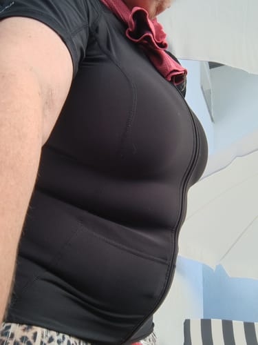 Customer photo review of Women's Posture Shirt™ Zipper - Schwarz