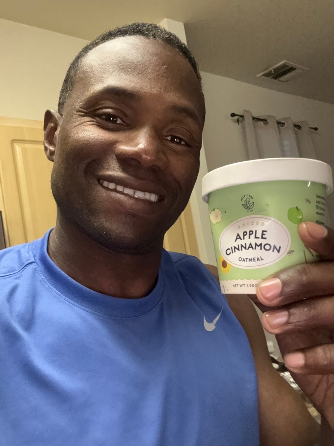 Customer photo review of Apple Cinnamon Oatmeal