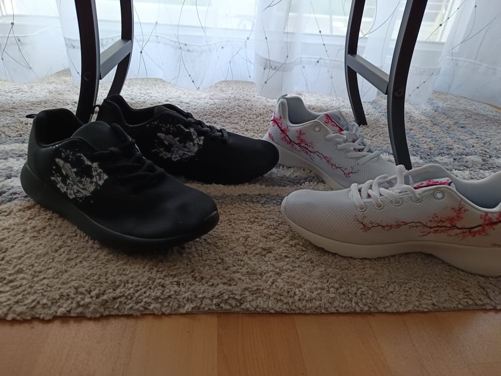 Customer photo review of Sneakers Sakura