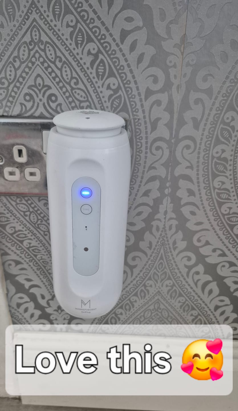 Customer photo review of ZenPlug – The Smart, Waterless Plug-In Diffuser