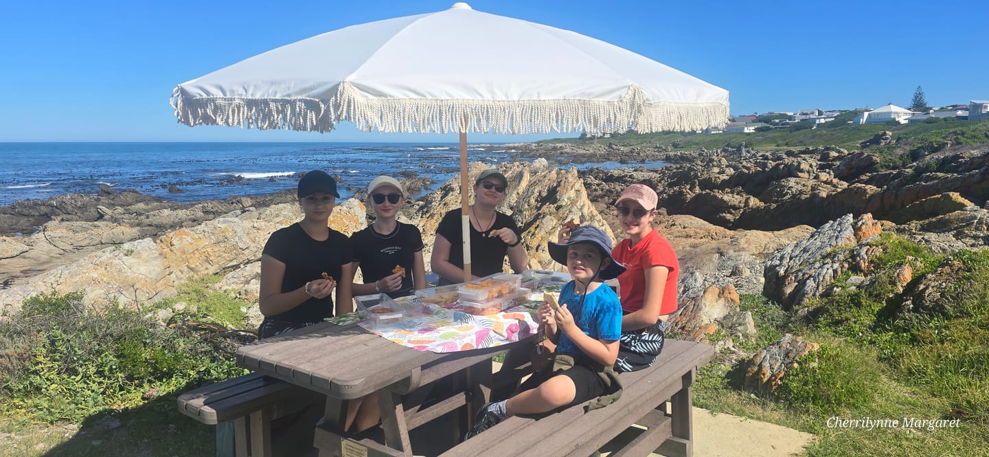 Customer photo review of The Family Umbrella (Clifton White)