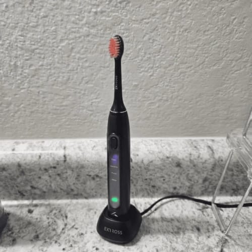 Customer photo review of Exy Red Light Toothbrush