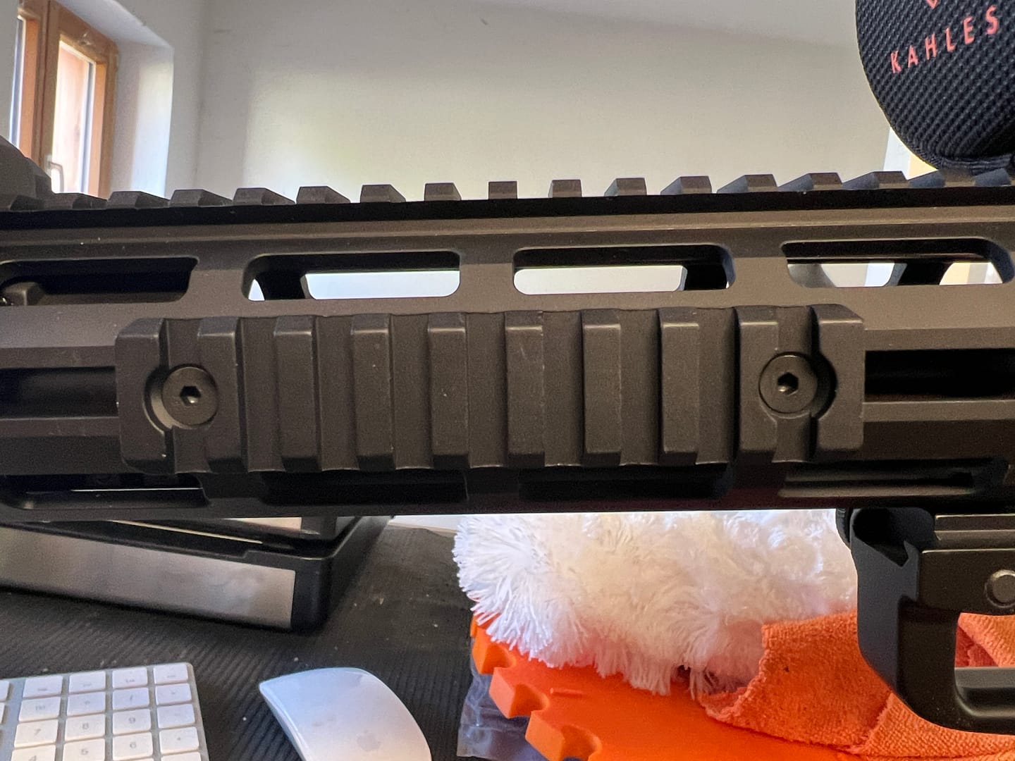 Customer photo review of Vector Optics 21mm MLOK Schiene Länge wählbar