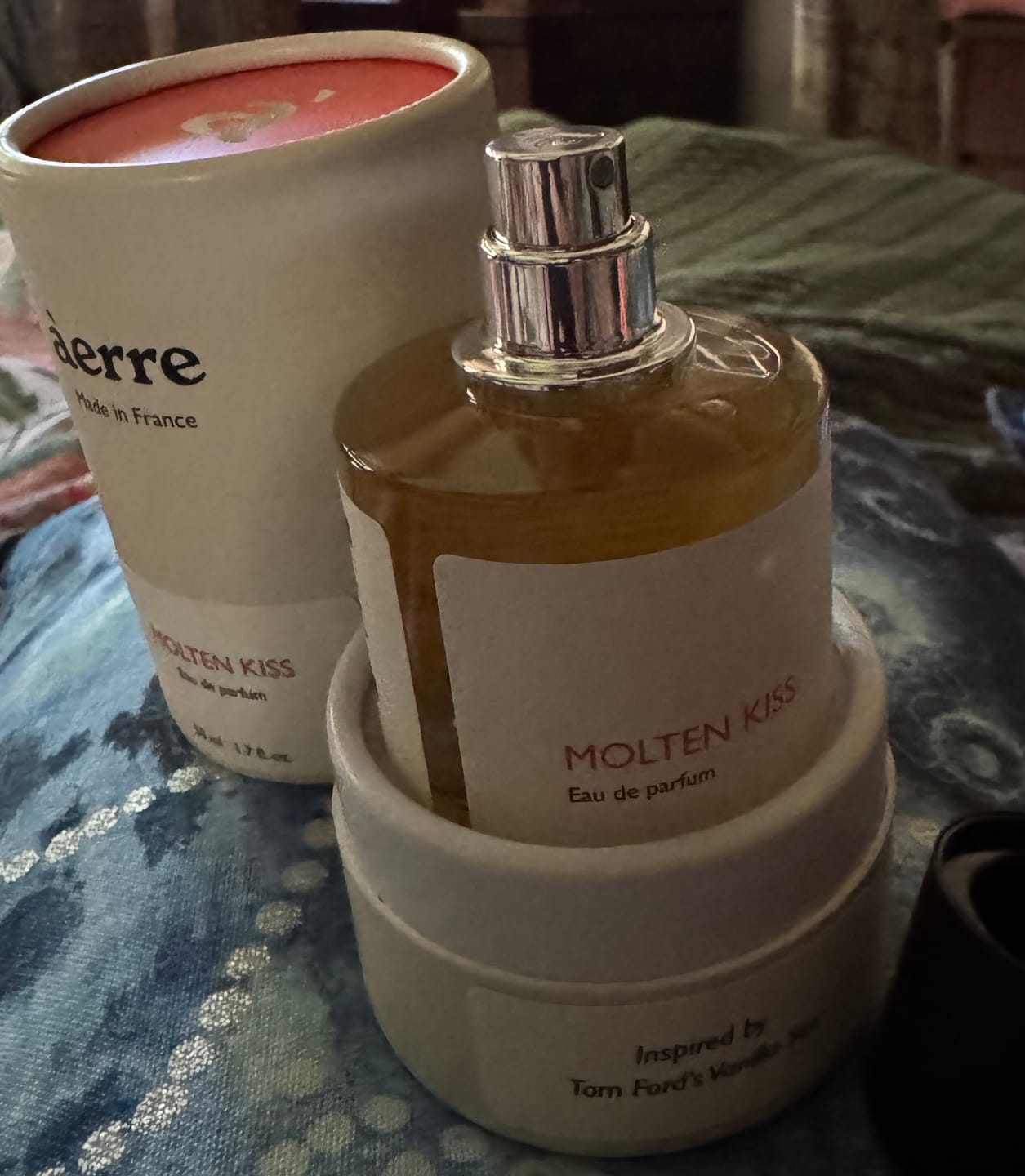 Customer photo review of Molten Kiss