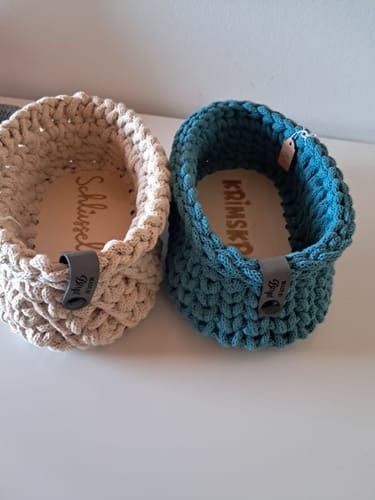 Customer photo review of Personalisierte Labels mit Chicago Screws - Kunstleder-Label mit Schrauben