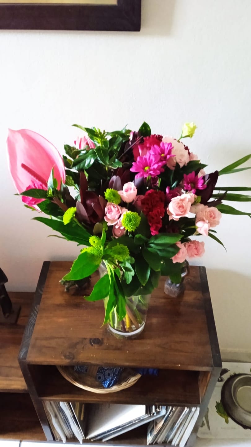 Customer photo review of Florist Surprise Bunch - Fresh Flower Bunch Made From Beautiful, Fresh And Seasonal Flowers.