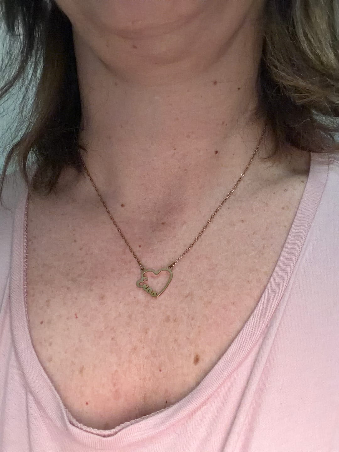Customer photo review of Collana personalizzata con nome a forma di cuore