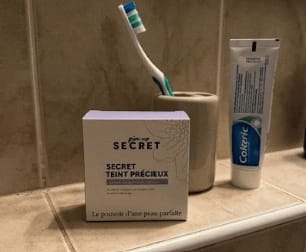 Customer photo review of Secret Teint Précieux | Jabón-Mascarilla de Leche de Cabra Anti-Imperfecciones