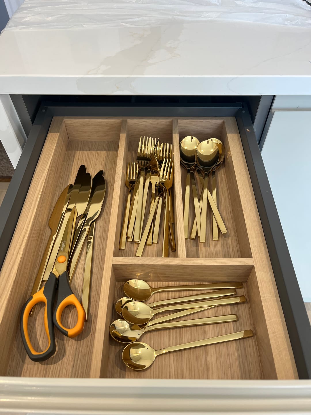 Customer photo review of 30 Piece Arya Flatware Utensils Sets