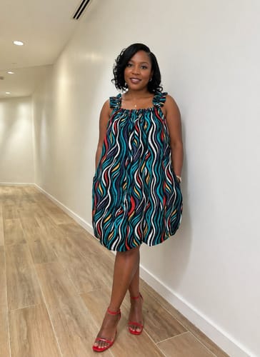 Customer photo review of Zuri Bubble Dress