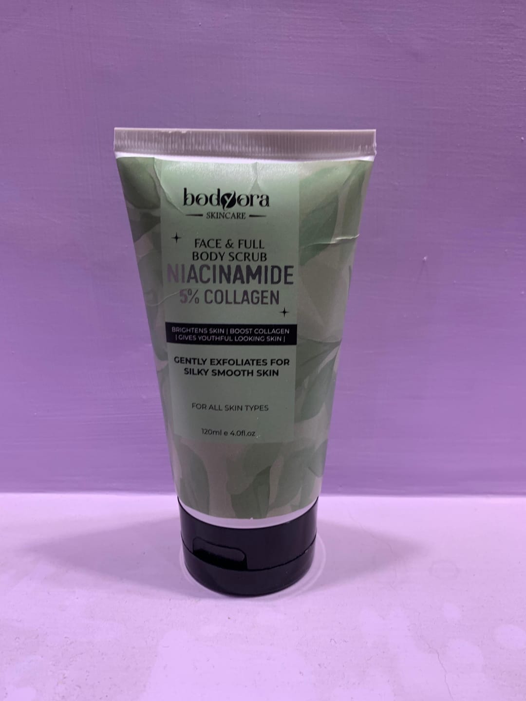 Customer photo review of Niacinamide 5% Collagen Face & Full Body Scrub