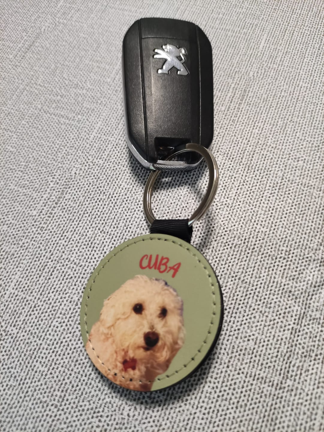 Customer photo review of Ritratto animale domestico - Portachiavi personalizzato