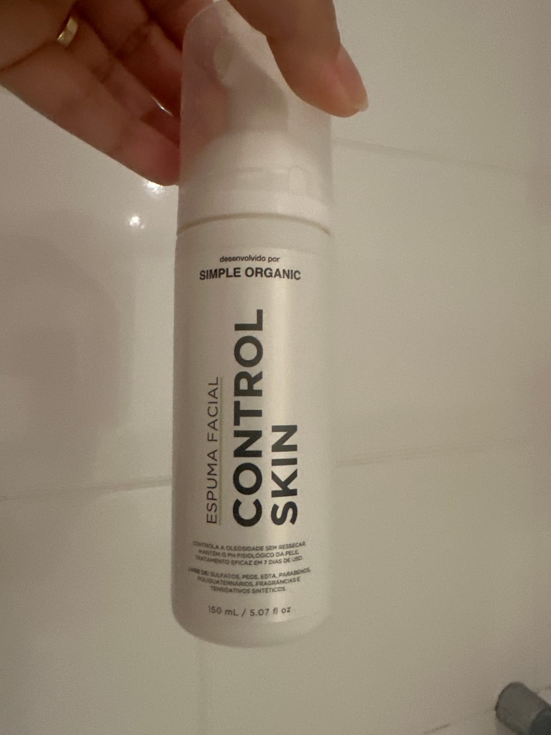Customer photo review of Espuma Facial Control Skin