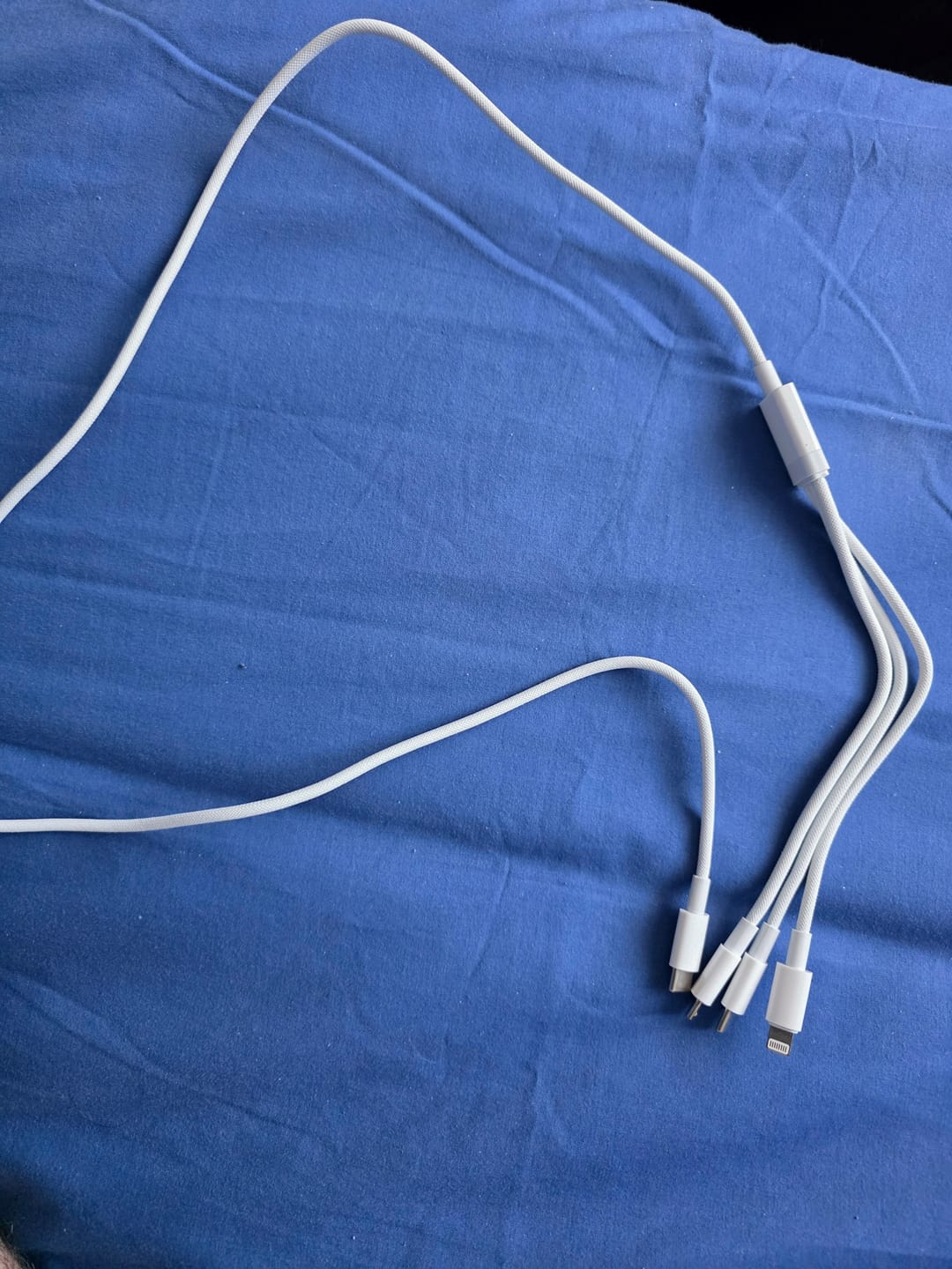Customer photo review of Cablu Date si Incarcare Rapida Timebox, 3 in 1, 66W, 1,2m, QC 3, USB, Gri