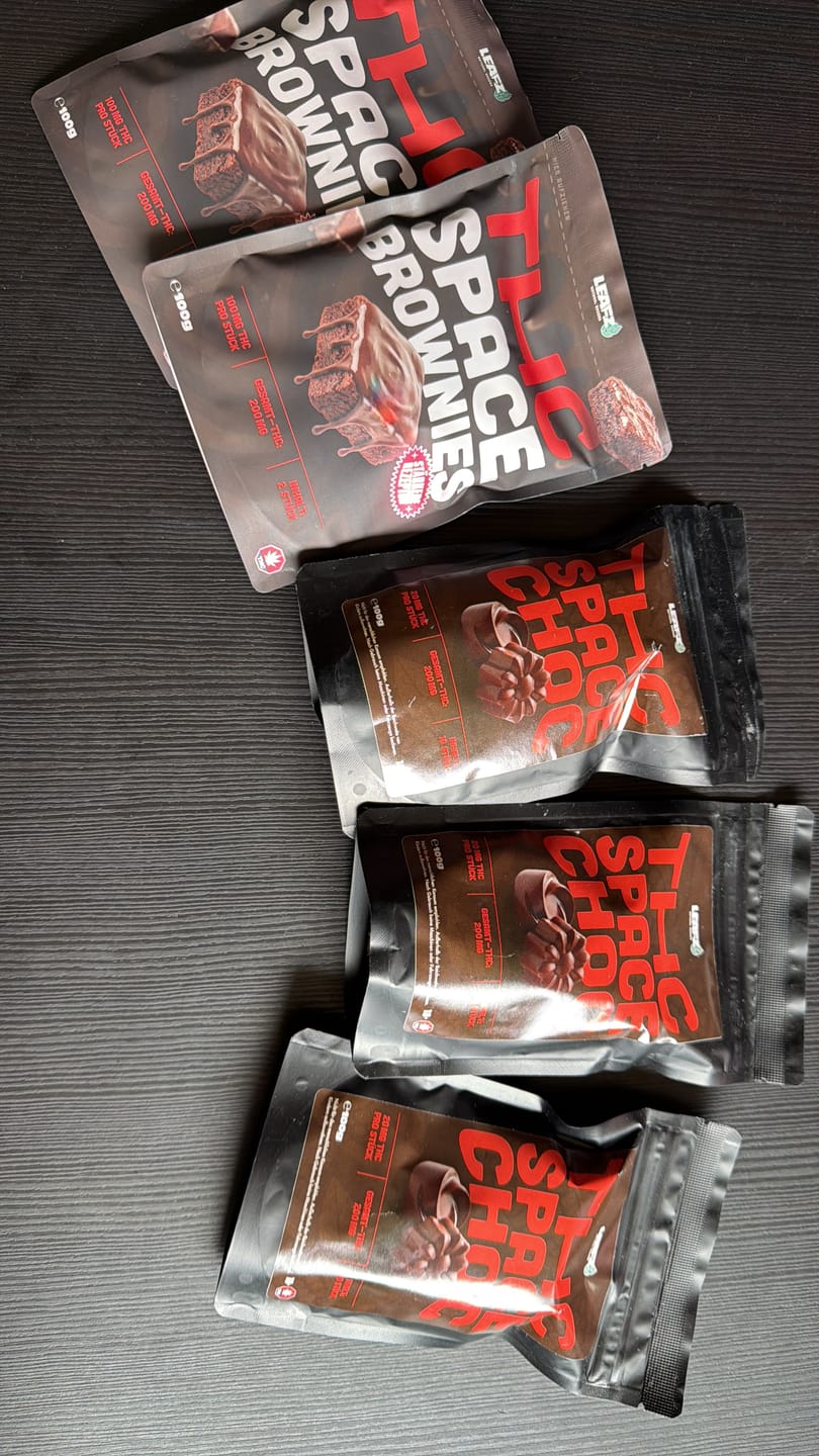 Customer photo review of THC Spacebrownies