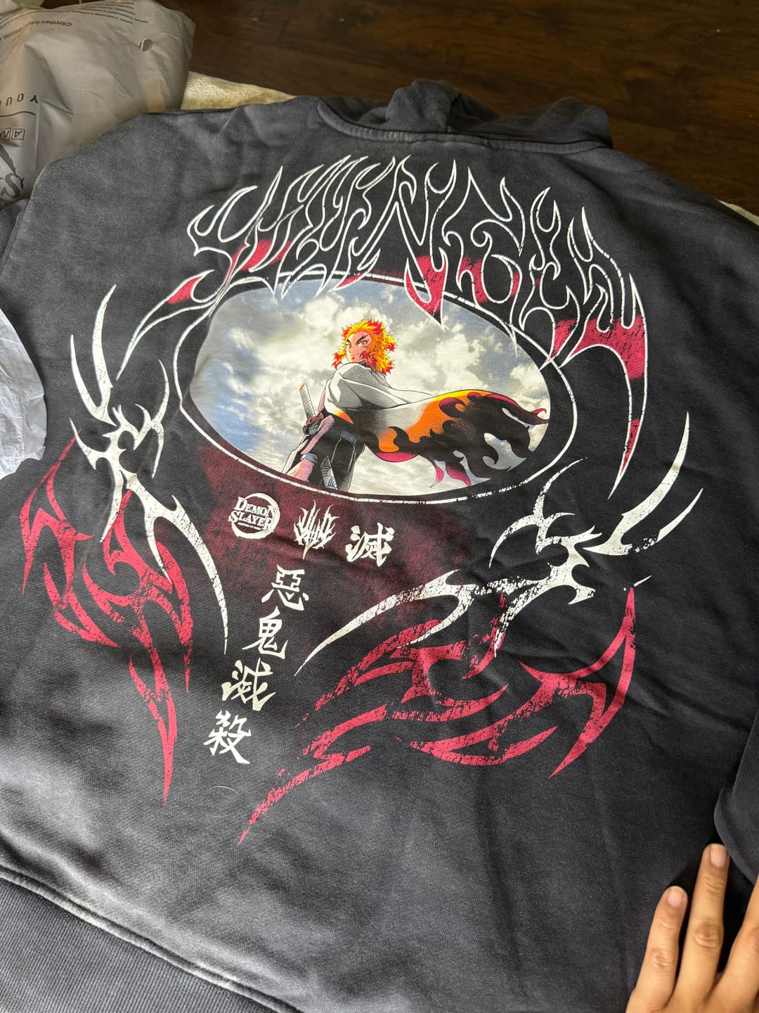 Customer photo review of 5068 - Demon Slayer: Kimetsu no Yaiba - Hoodies