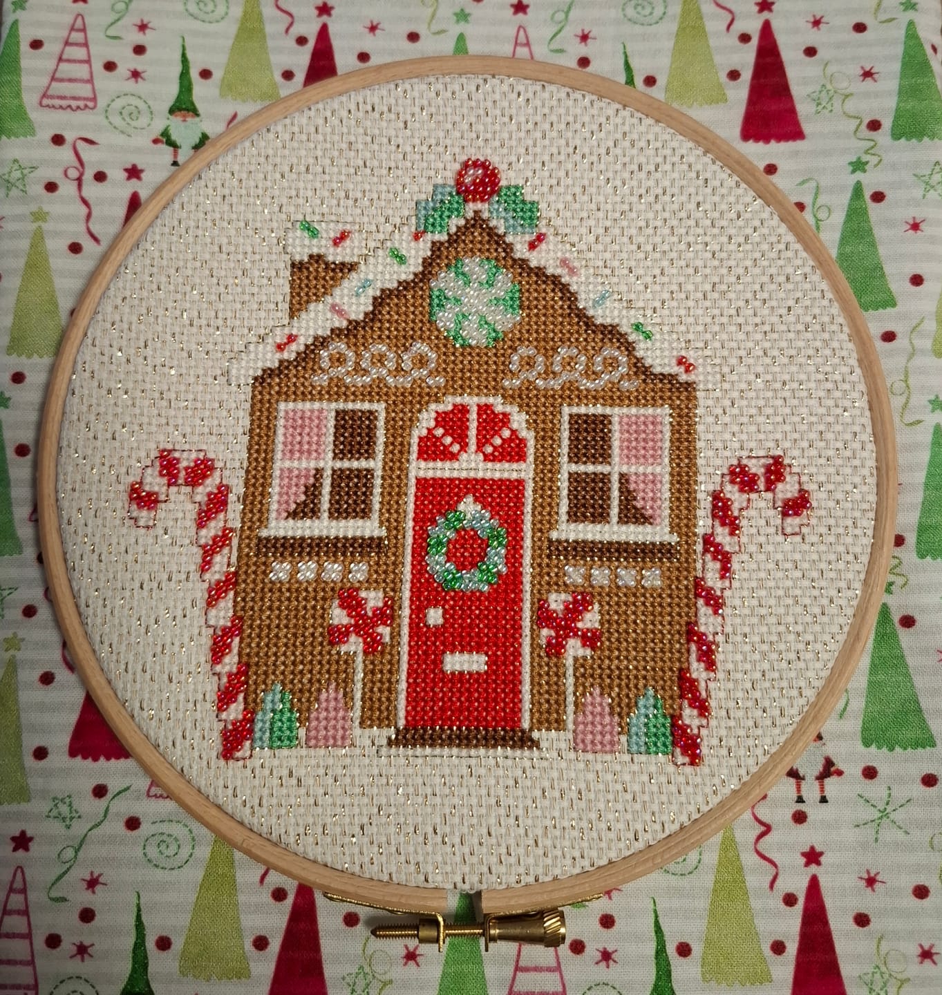 Customer photo review of Wooden 7" Elbesee Hoop for Cross Stitch and Embroidery