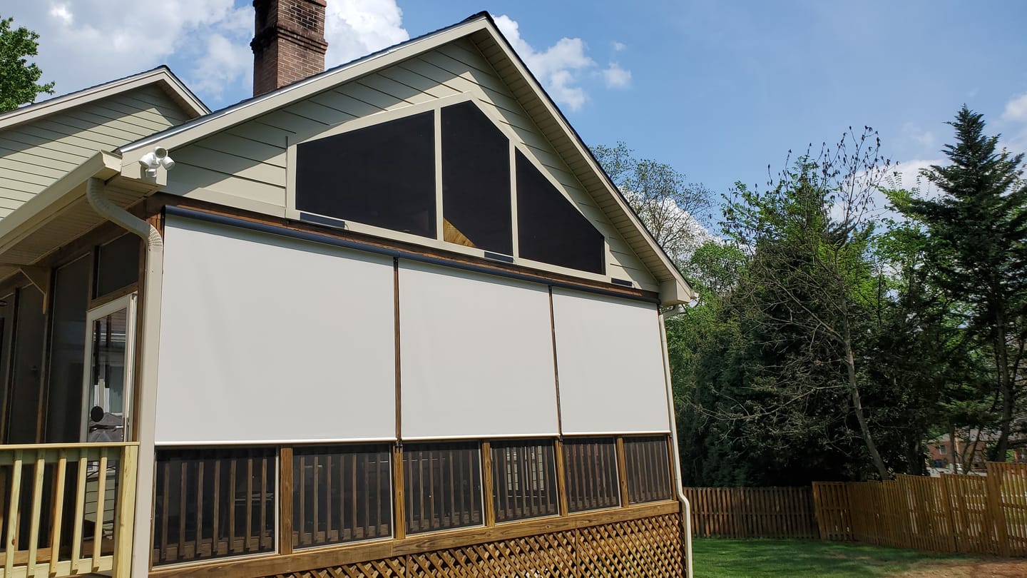 Customer photo review of SmartWings Motorized Outdoor Shades 1%/3%/5% Openness