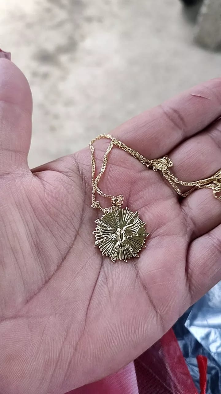 Customer photo review of Corrente do Espírito Santo - Em Ouro