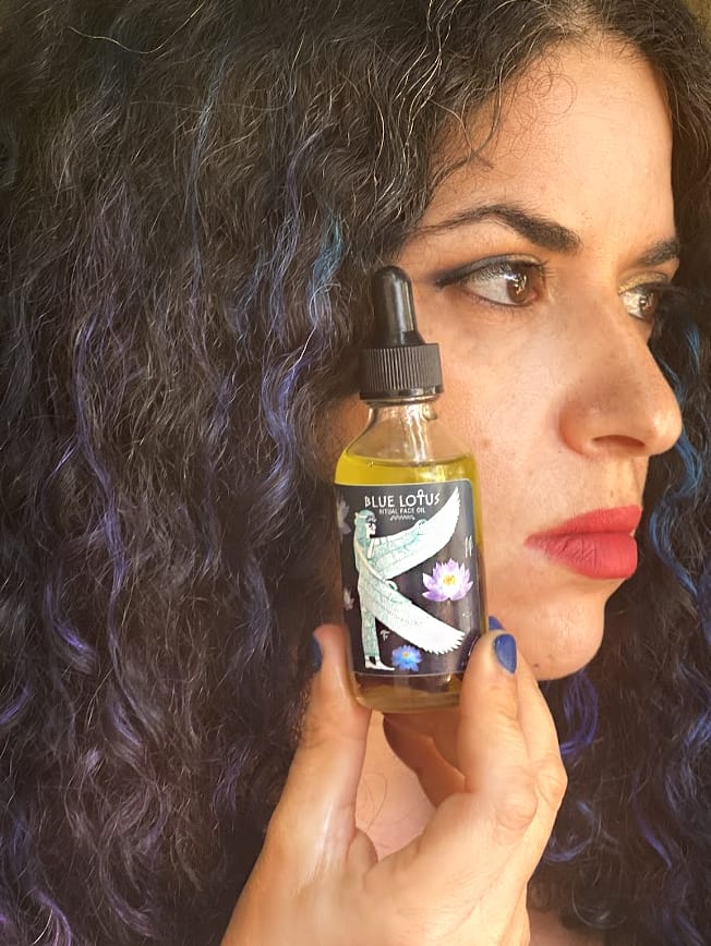 Customer photo review of Blue Lotus Ritual Face Oil | Sacred Egyptian Elixir for Glow, Deep Calm & Spiritual Awakening |  Infused With Moringa 🩵🌿| Nourish & Awaken