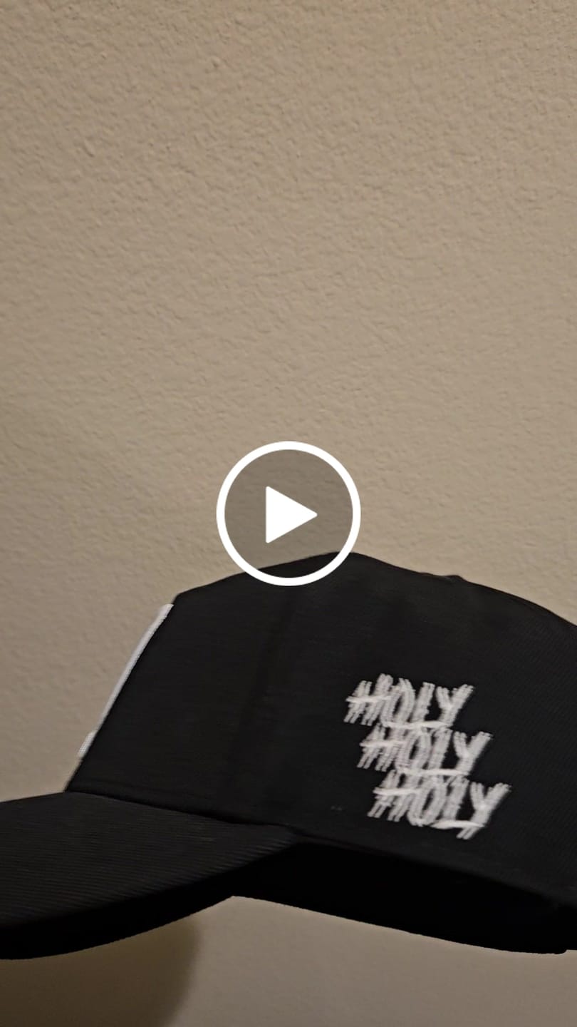 Customer video review of [PRE-ORDER - SHIPS APRIL 8TH] ‘7’ Premium SnapBack - Black/White