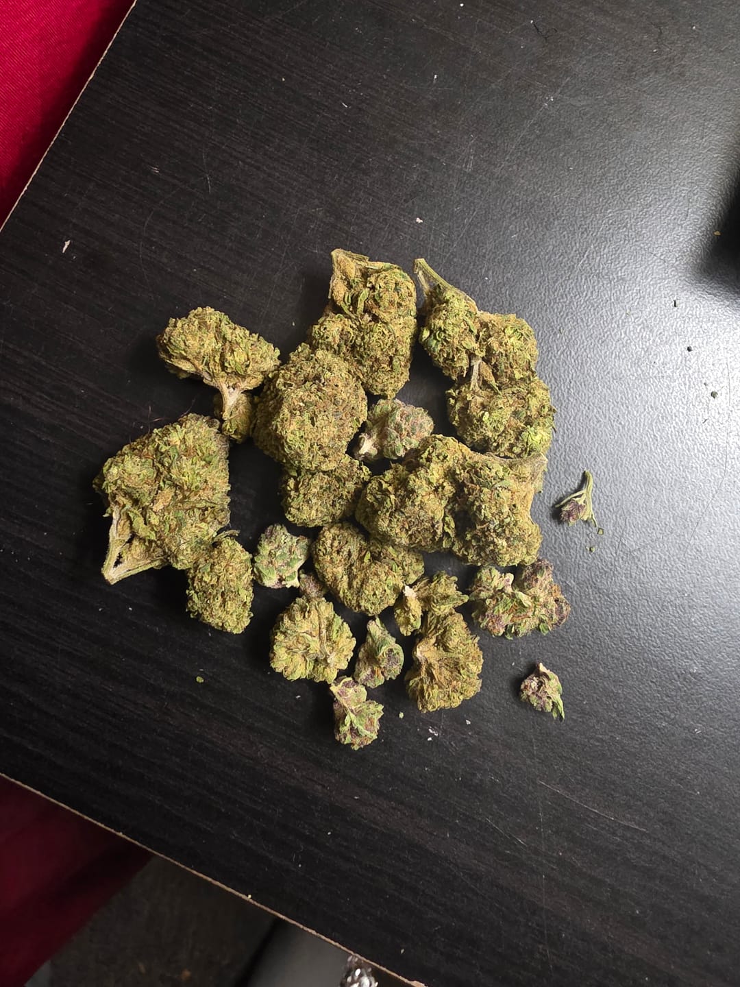 Customer photo review of Bubba Kush - 28 Grams - Indica