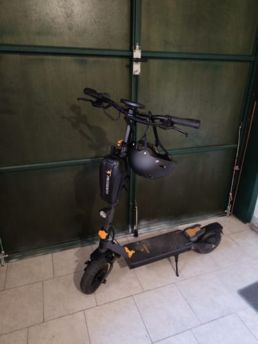 Customer photo review of Ausom L1 Electric Scooter