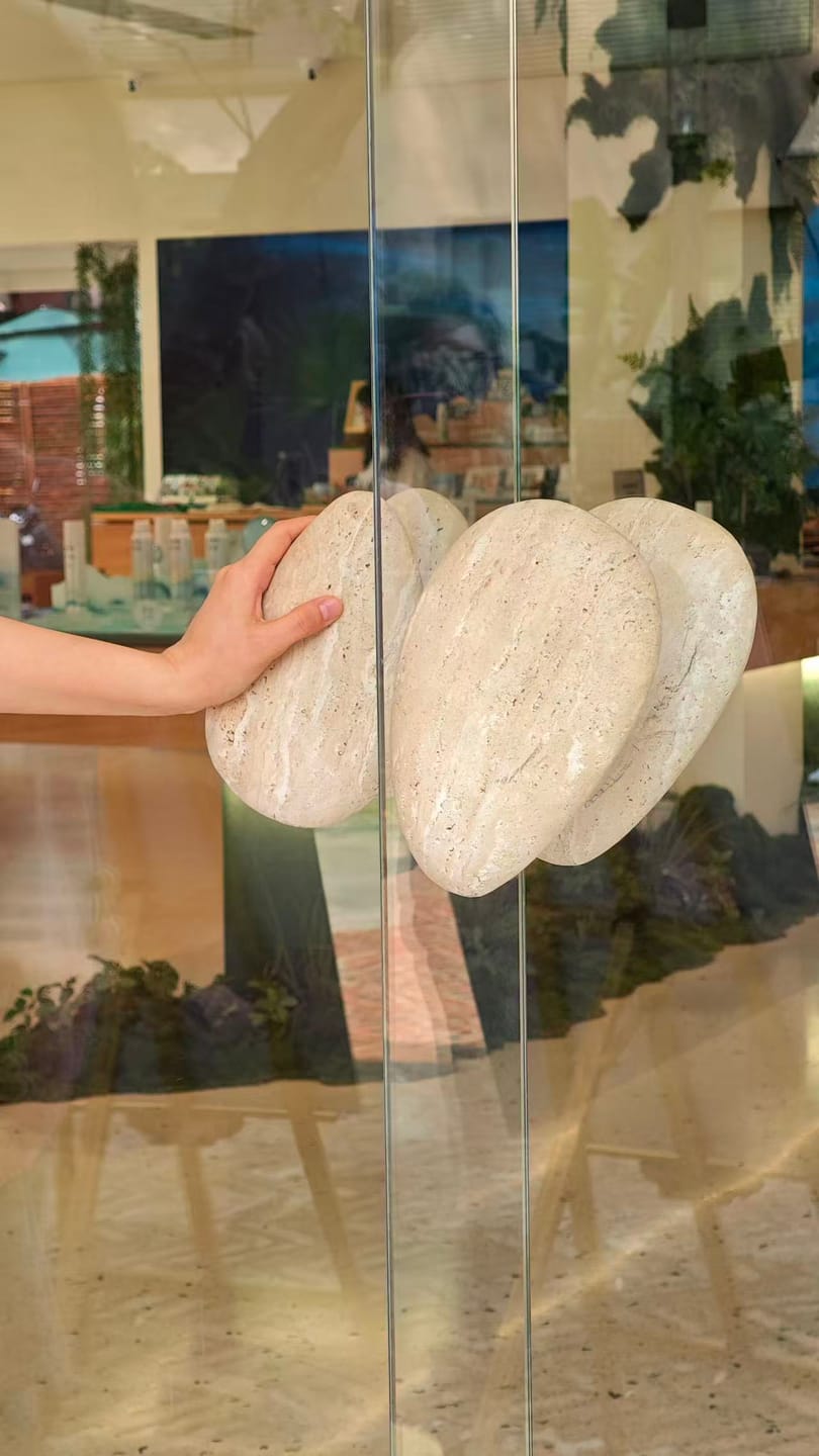 Customer photo review of Donut-Shaped Door Handle