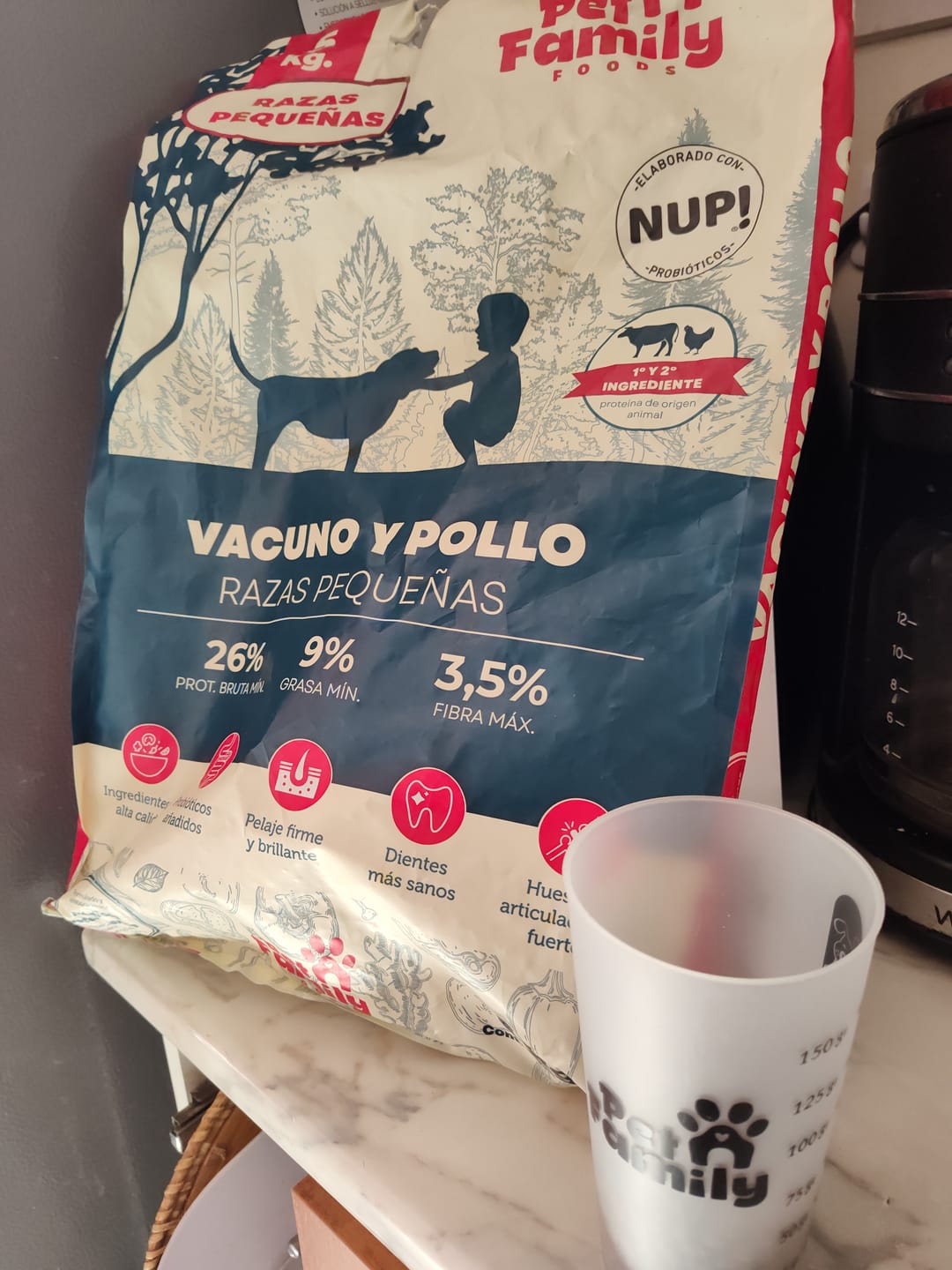 Customer photo review of PetFamily Foods Razas Pequeñas